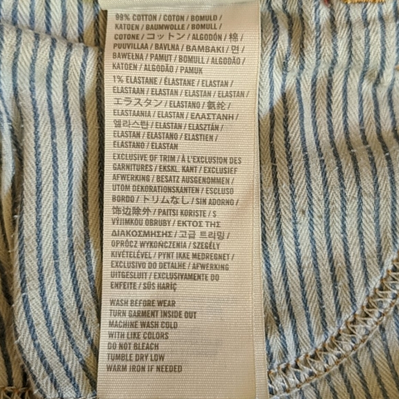 Lot of 3 pair of "booty shorts" - Picture 3 of 3